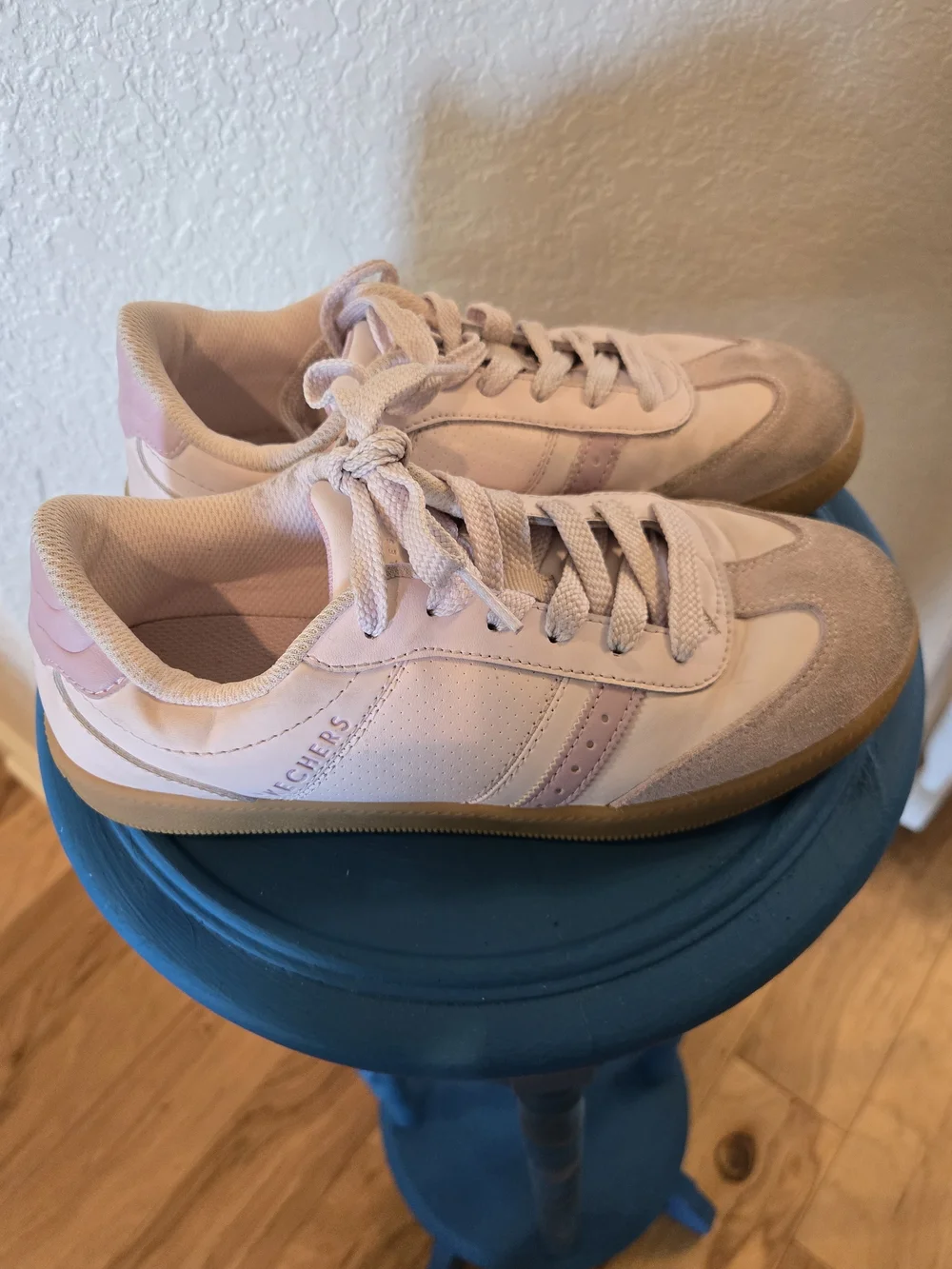 Skechers Girls Light Pink Lace-Up Casual Sneakers